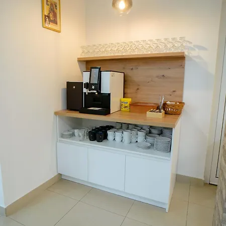 Pansion Karolina 3*