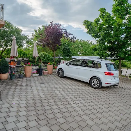 Pansion Karolina Alojamento de Acomodação e Pequeno-almoço Međugorje